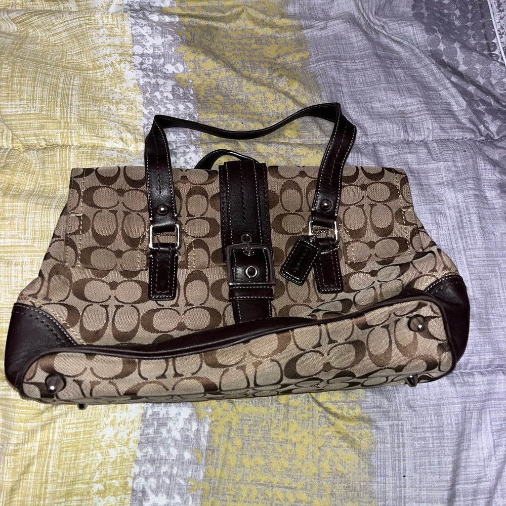 Beautiful brown vintage coach bag